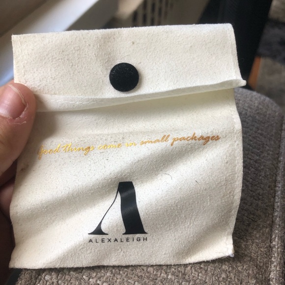 NWT Alexa Leigh Ball Ring, Rose Gold - Picture 7 of 7